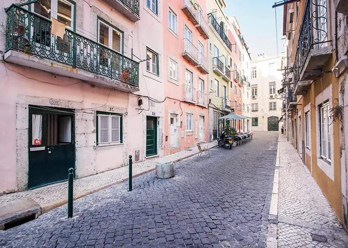 Center Apartment - Chiado - Heart Of Lisbon